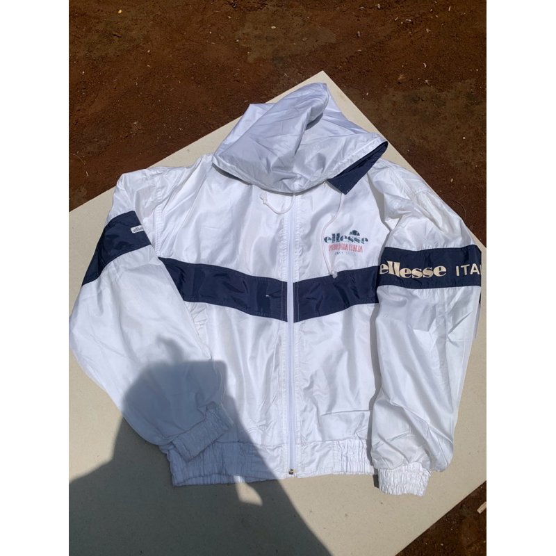 windbreaker ellese