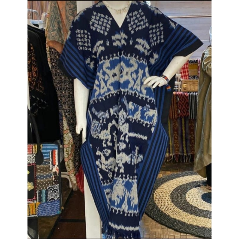 KAFTAN TENUN IKAT MOTIF SUMBA