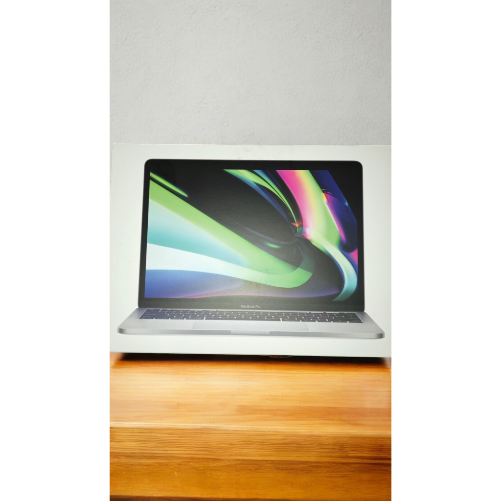 IBOX MacBook Pro M1 1TB | 8-Core CPU | 8-Core GPU | 16GB RAM