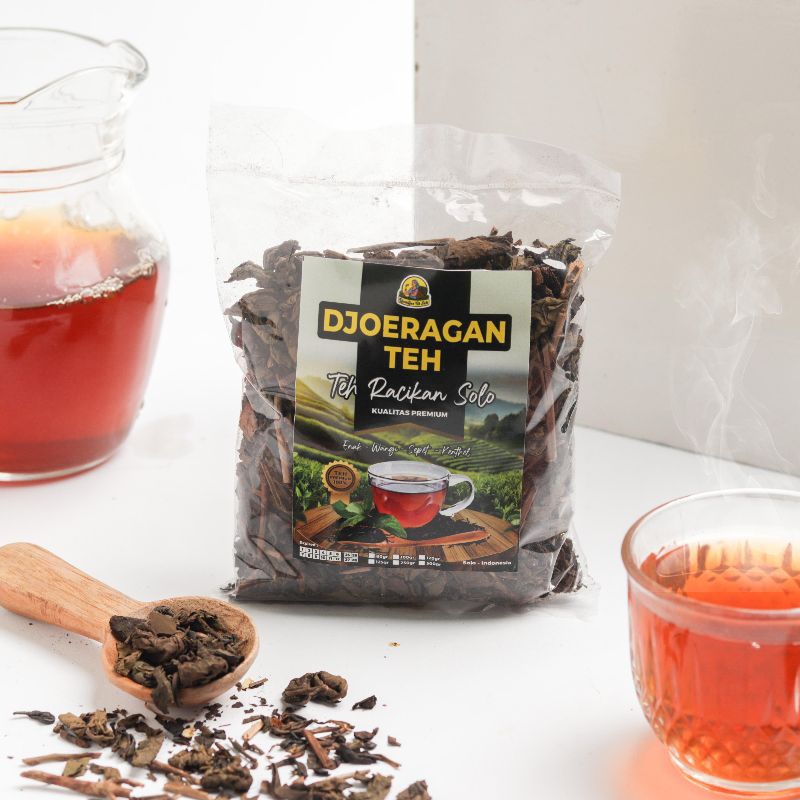 

Teh Racik Khas Solo teh racikan brand Djoeragan Teh 120 gr teh angkringan wedangan teh manis teh asli solo teh tubruk wangi sepet kentel grosir lebih murah
