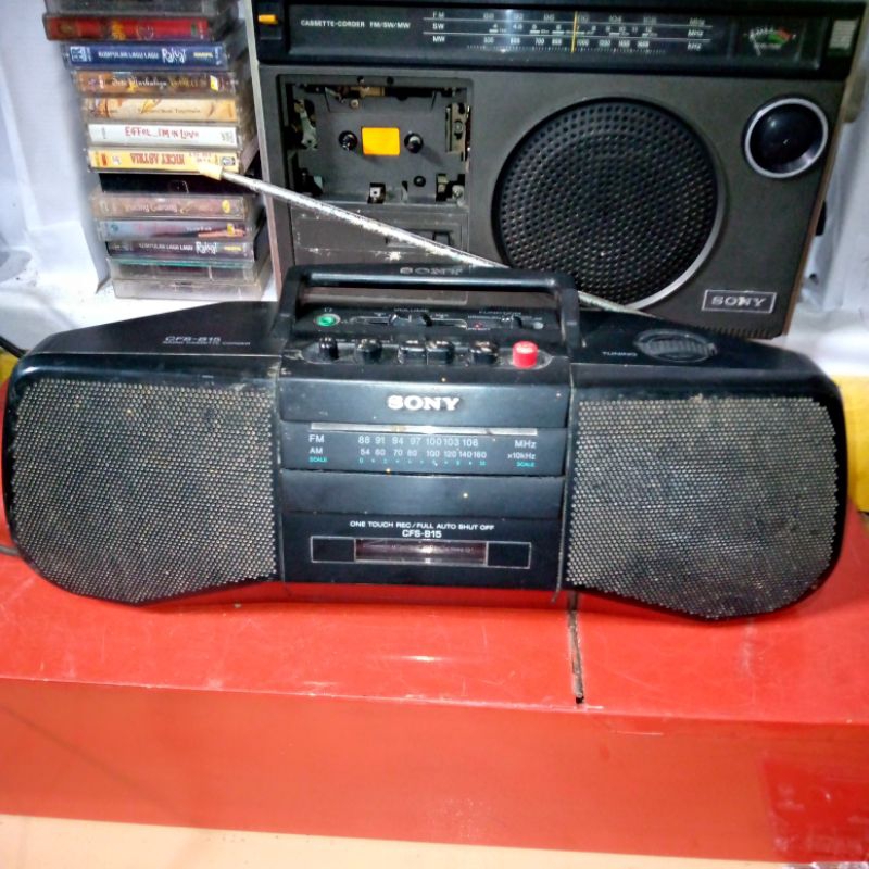 radio jadul Sony CFS-b15