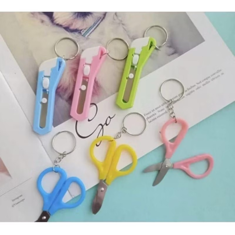 

Gantungan Cutter Gunting Dan Meteran Accesories Tas