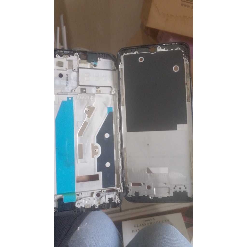 TATAKAN LCD INFINIX HOT 30I