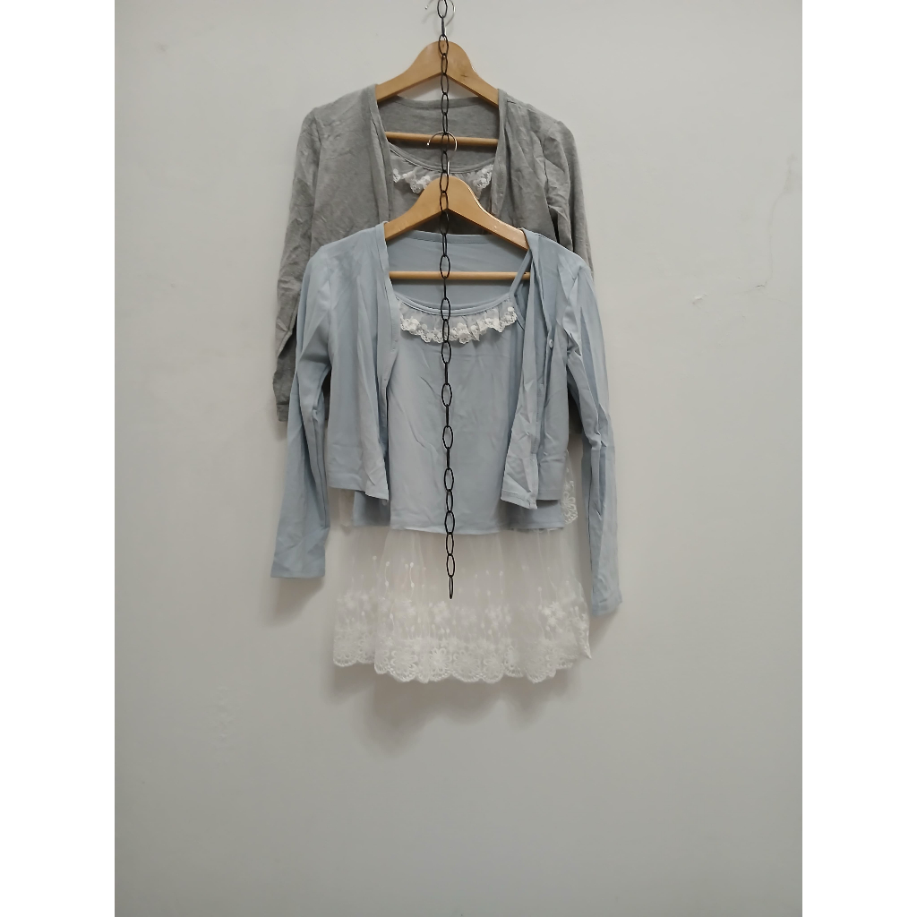 Cardigan Tank Top Renda Import Bangkok - Atasan Set Cardigan Kancing dan Tank Top Renda Bahan Kaos P
