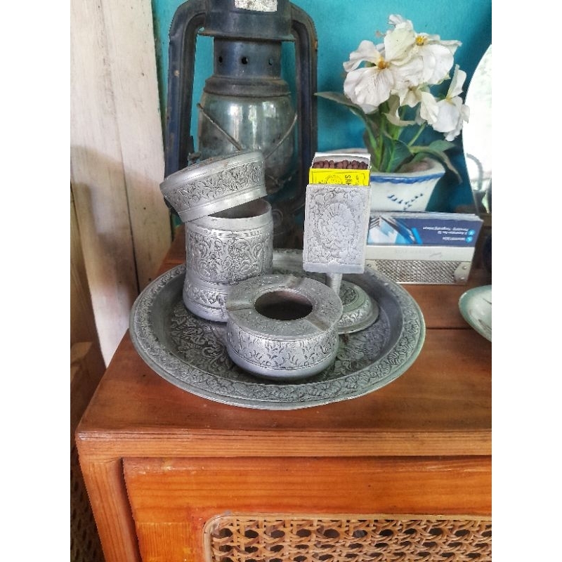 Pajangan Set Peralatan Kinangan Antik Perak Bakar