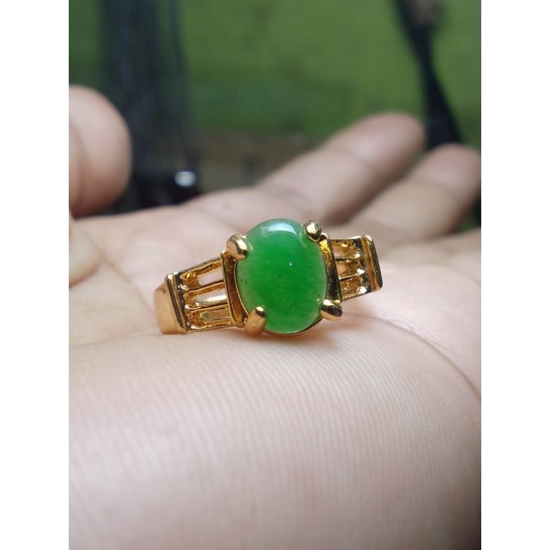 batu cincin wanita
