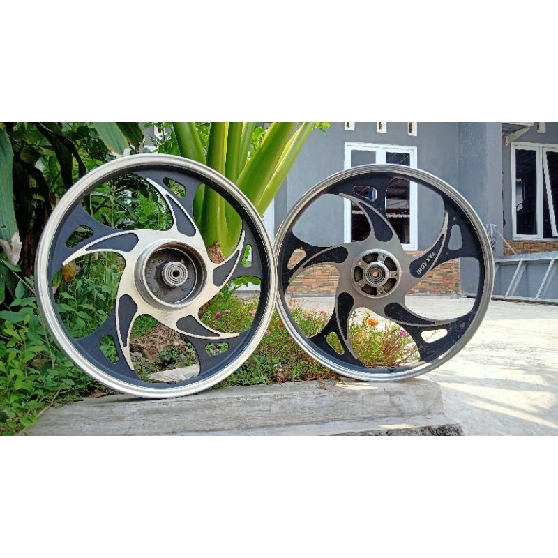 Velg Takachi  Supra grand