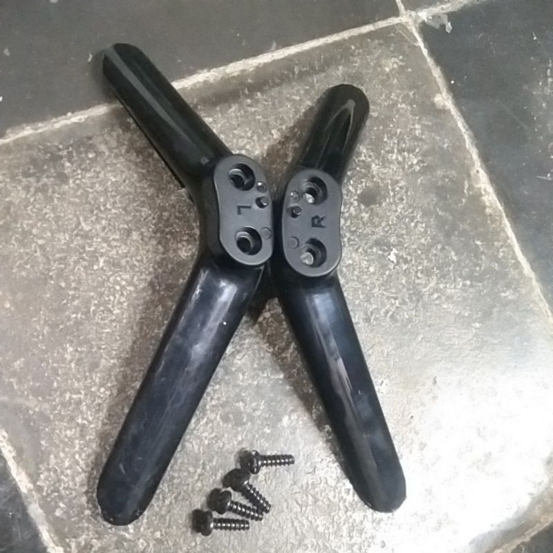 STAND KAKI TV PANASONIC 24G302G