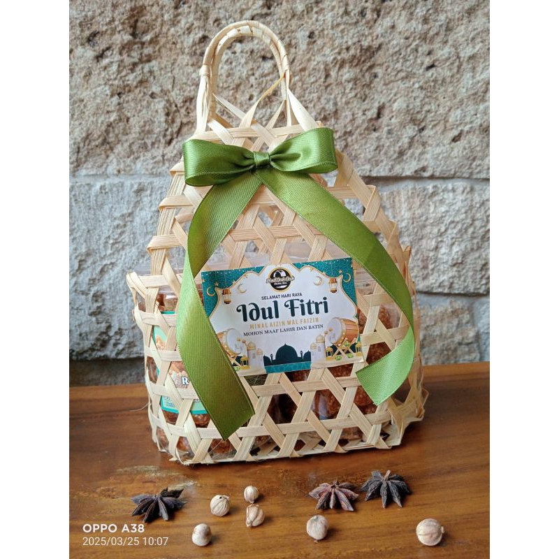 

paket lebaran onde-onde ketawa oven