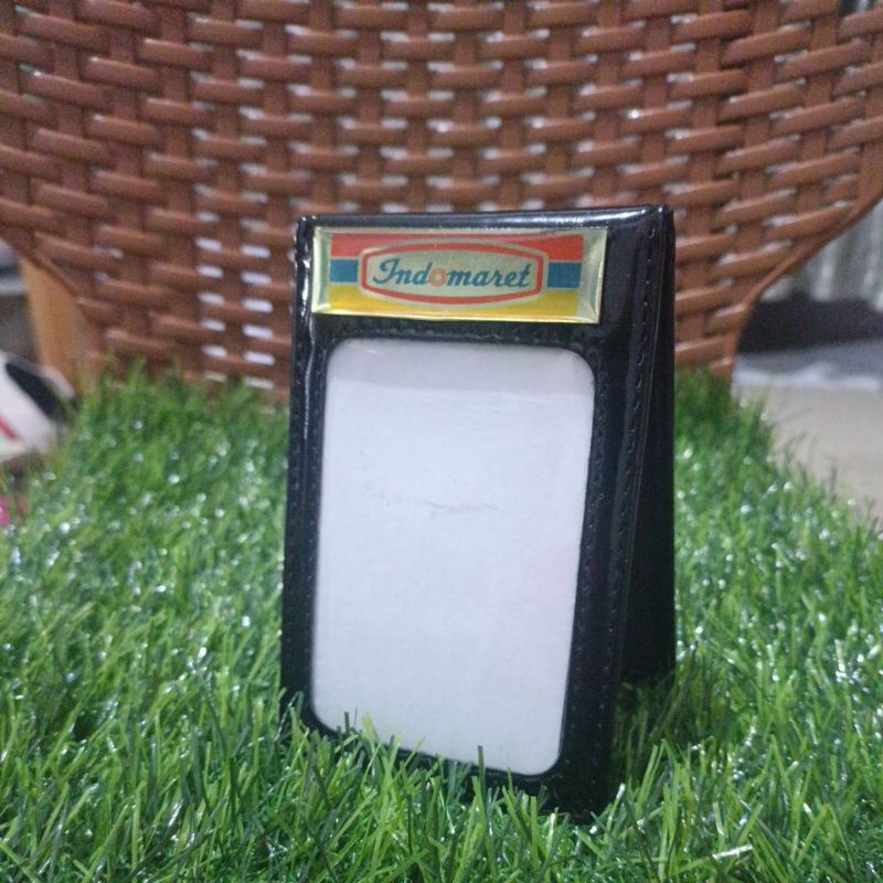 

Dompet id card saku Indomaret