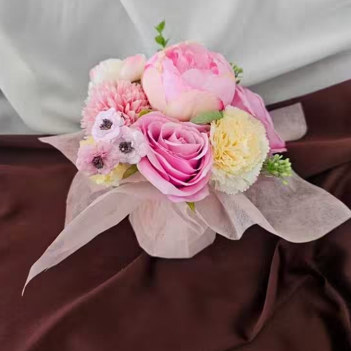 Yeon Flower Round Box