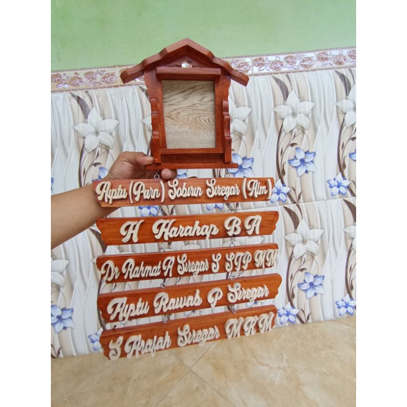 

papan nama 5 papan