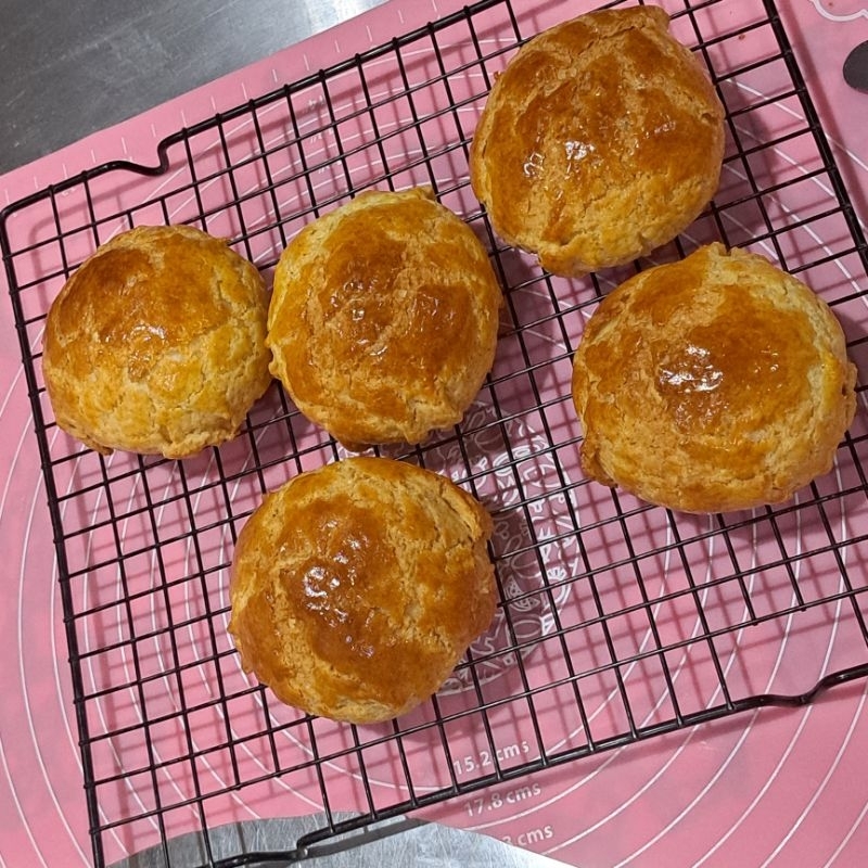 

Sourdough Polo Bun (Bolo bun)