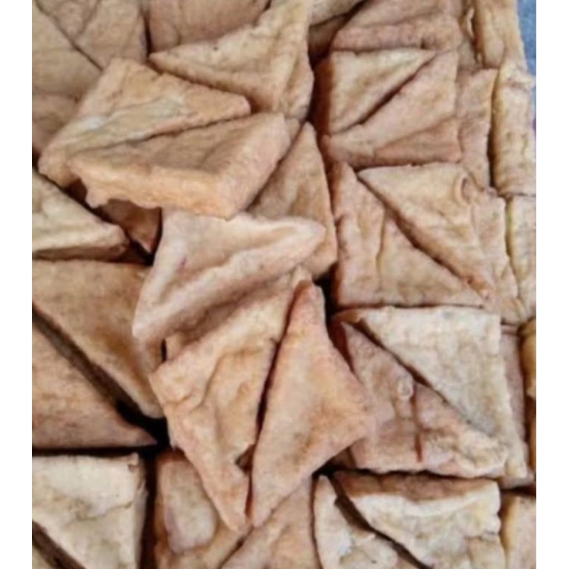 

tahu segitiga 10 pcs
