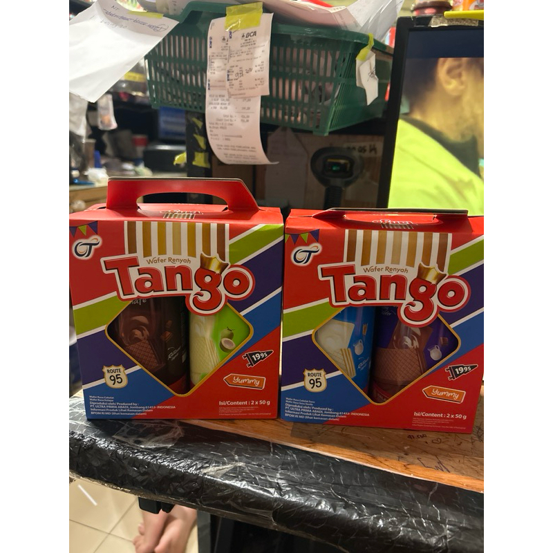 

TANGO toples 2x50gram mix rasa