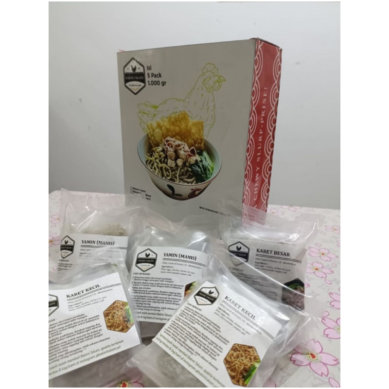 

Bakmi MIX YAMIN & KARET Takain Kemasan Box isi 5 pcs Bakmi Frozen