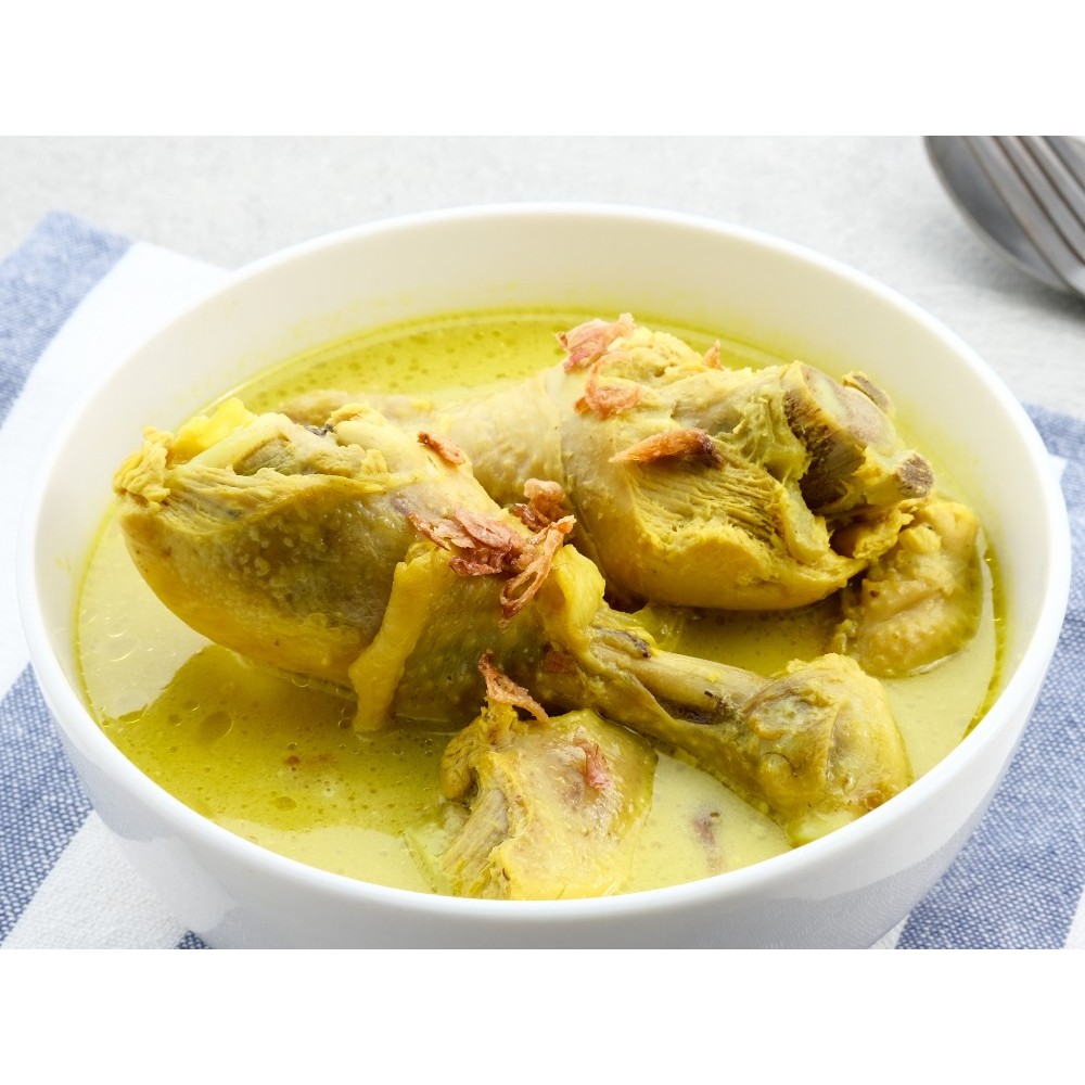 MOMSUS - Opor Ayam 1 Ekor (800gr - 1Kg)