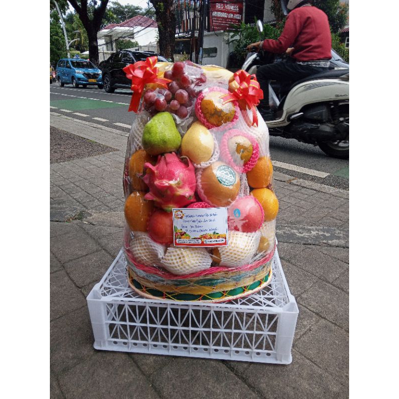

parcel buah tipe AB#parcelbesar#parcelbuah#parceljalksel#parceljakarta#parcelsehat#hampersbuah#parcelsehat#lamaran#ultah#buah#hampers#giftbuah#