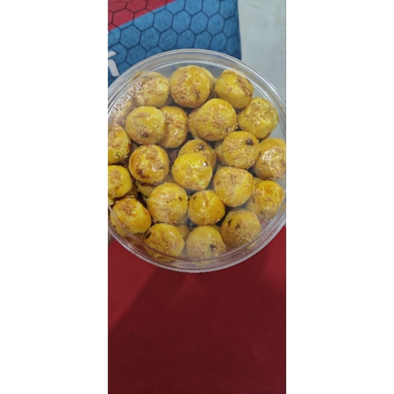 

Nastar Premium – Original, Cherry dan Almond