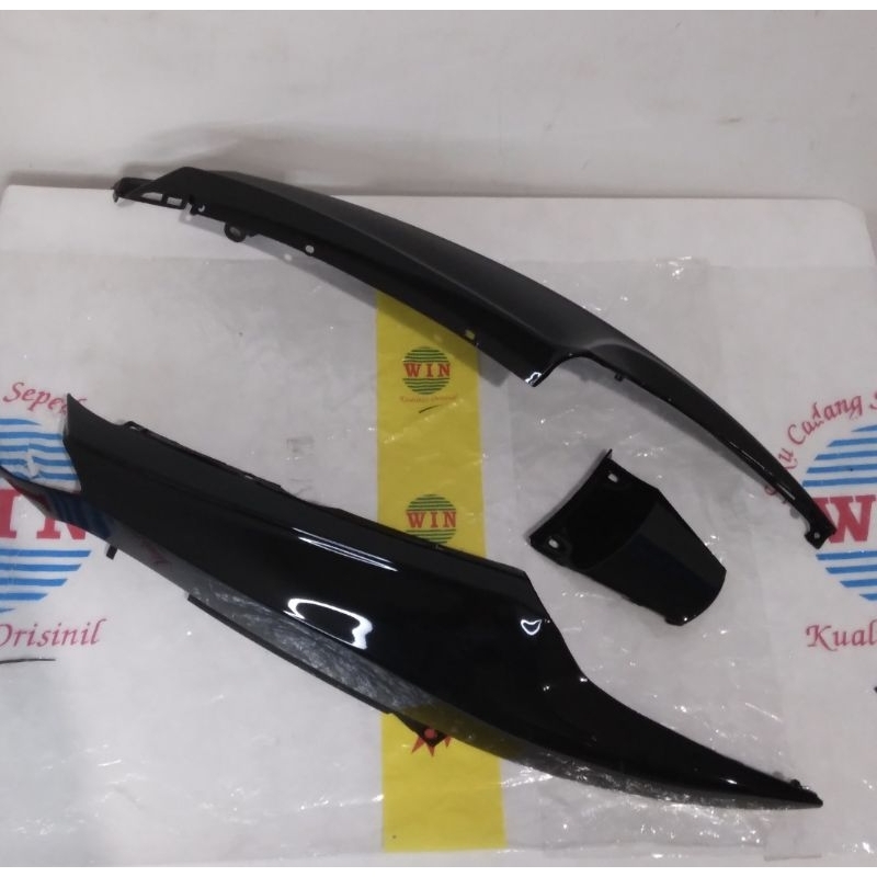 COVER BODY BELAKANG + SAMBUNGAN MIO SPORTY / SMILE GRADE ORI HITAM