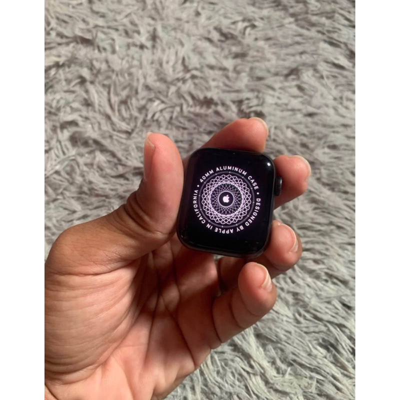 iWatch SE lock icloud