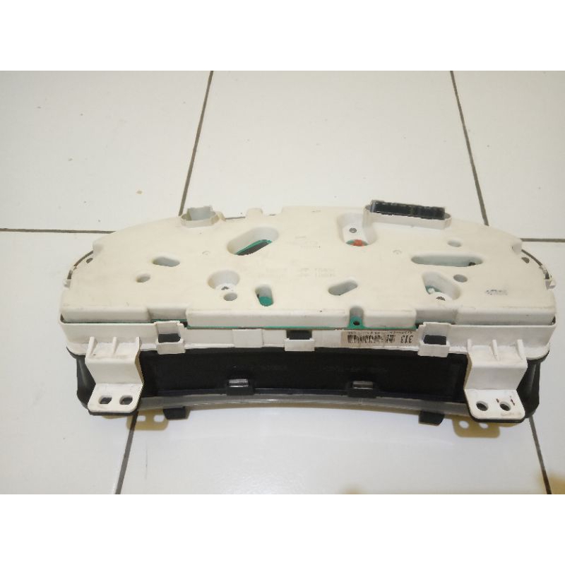 spidometer kia travello