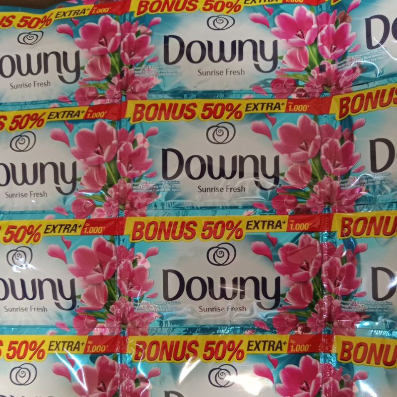 downy pewangi pelembut pakaian 72 sachet / 6 renceng varian biru besar