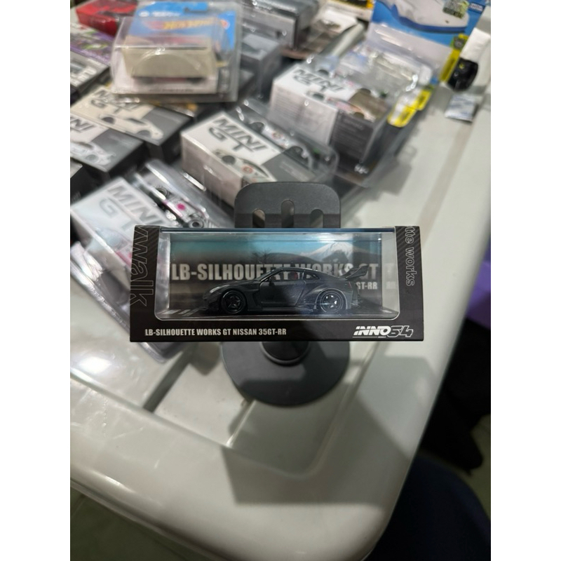 INNO64 LBWK NISSAN 35GT-RR CARBON UNSEALED MULUS