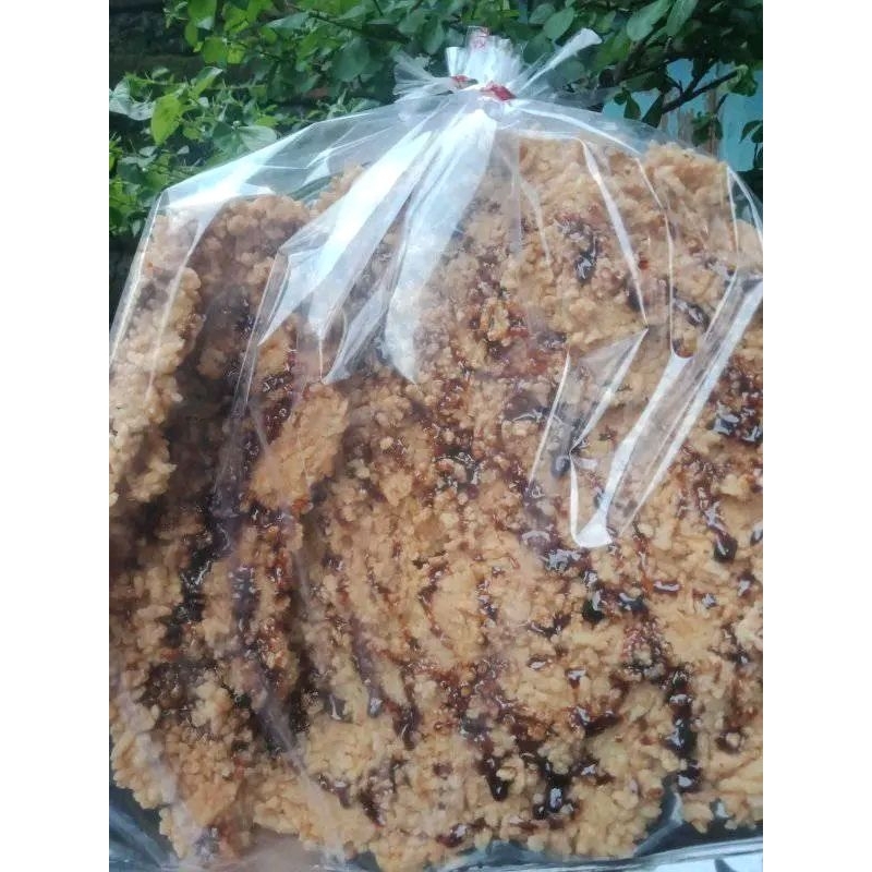 

intip asin/intip manis solo besar