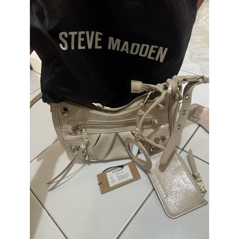Preloved SM BGLOWING (BONE)