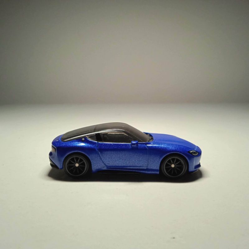 Hotwheels Nissan 400z Blue Biru Base Besi Custom Unrivet Ban Karet Loose