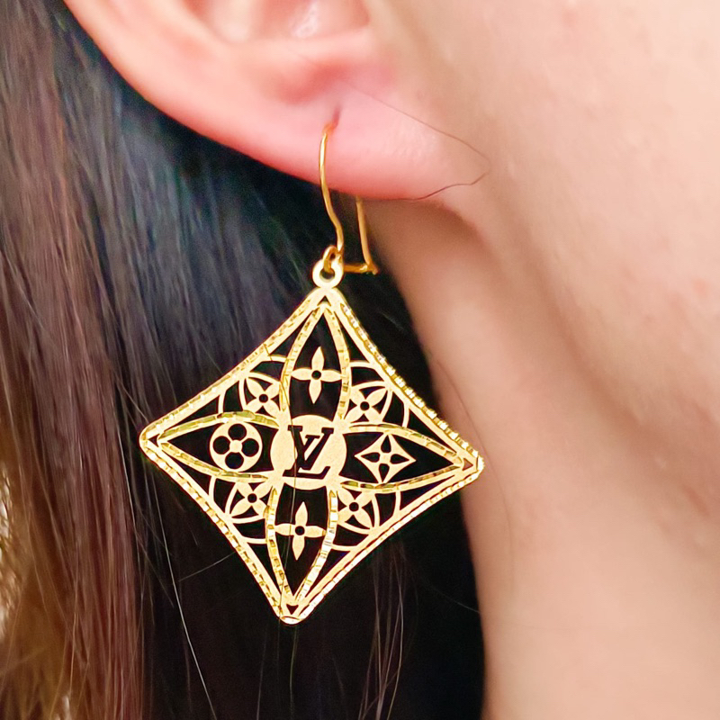 anting etnik model terbaru persegi emas asli kadar 875