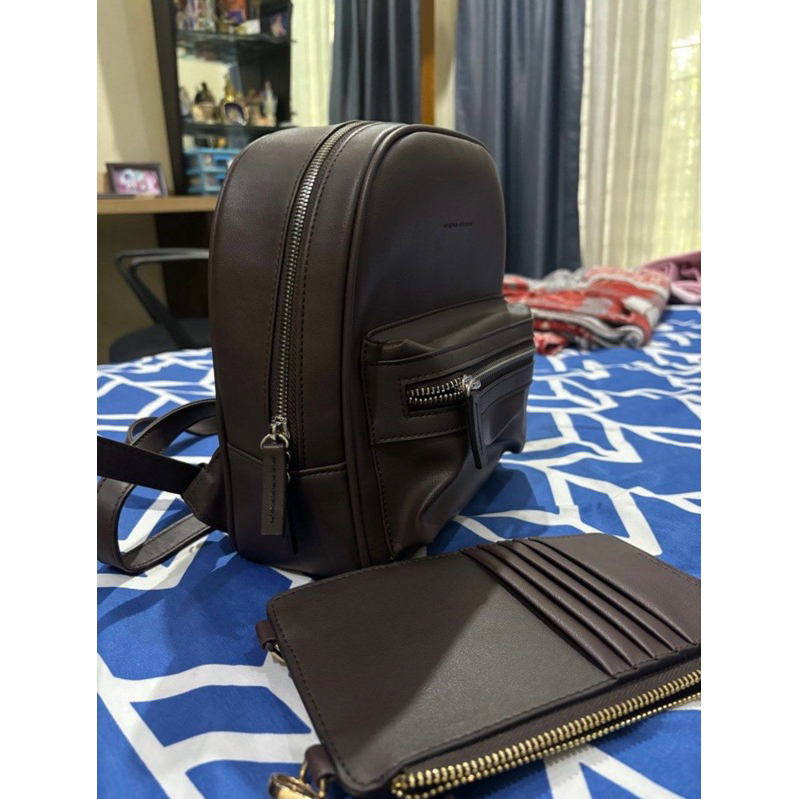 TAS PRELOVED/ TAS PRELOVED WANITA/ TAS BACKPACK WANITA/ TAS SELEMPANG WANITA/ TAS MINI WANITA/ TAS S