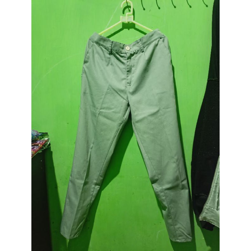 PRELOVED BAGGY PANTS