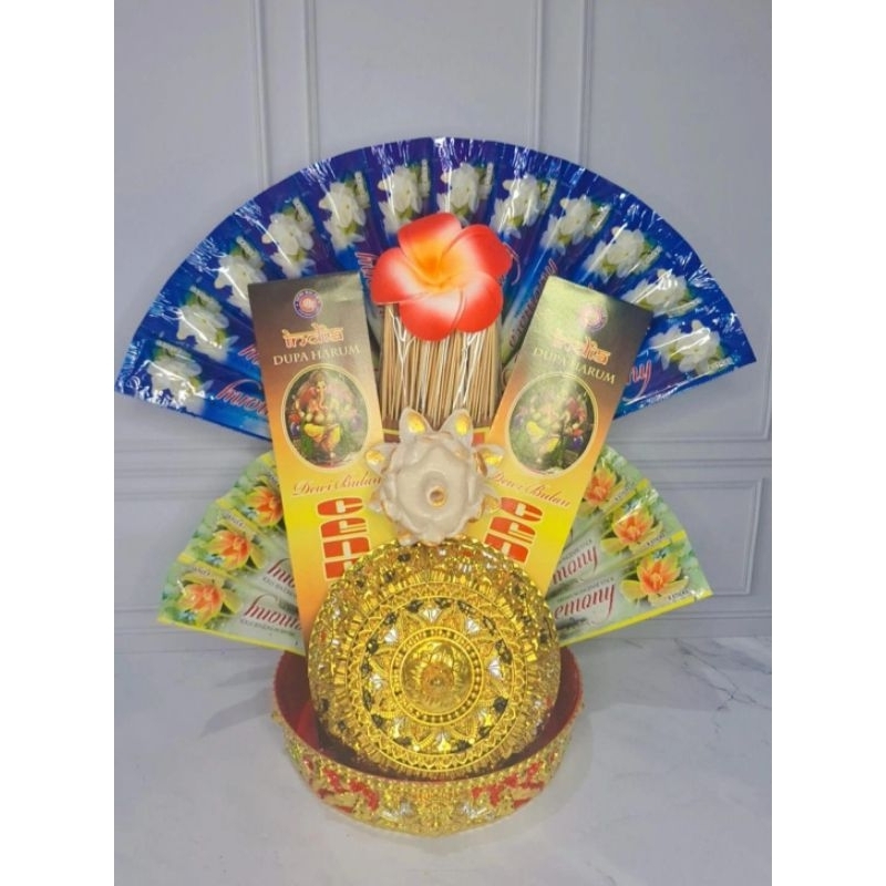 

Parcel galungan dan kuningan/hampers galungan/parcel galungan murah mewah