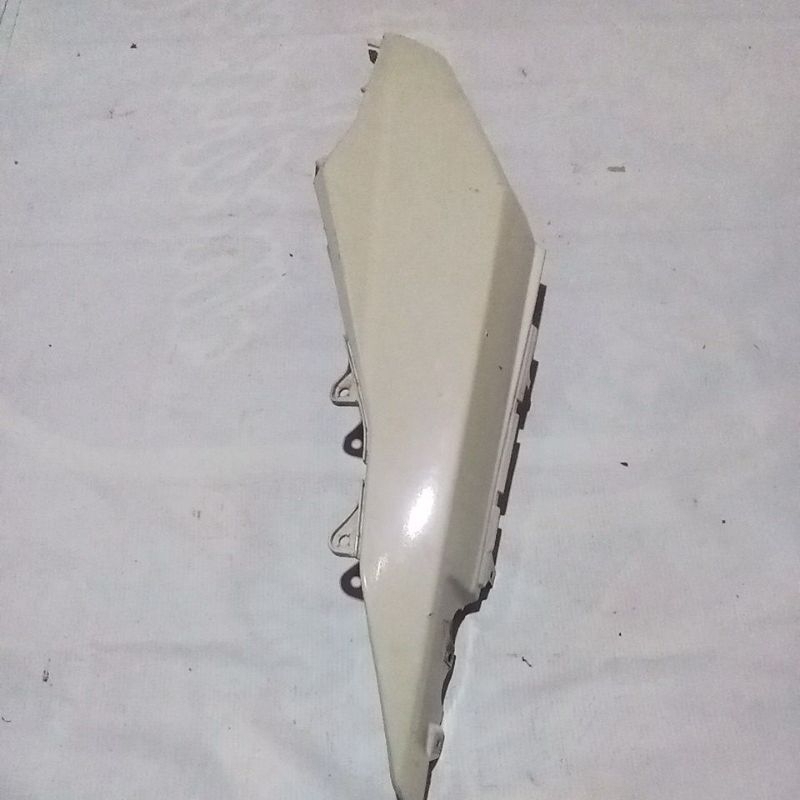 body belakang kiri beat fi original