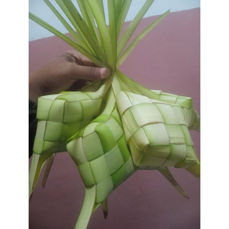 

KETUPAT