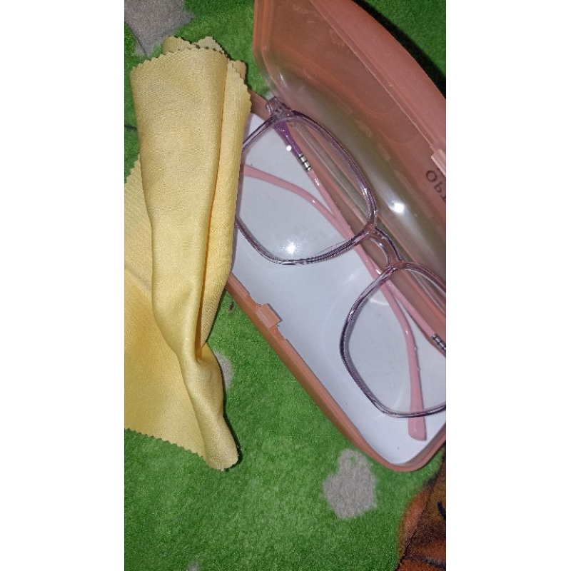 KACAMATA IXOORA WANITA WARNA PINK