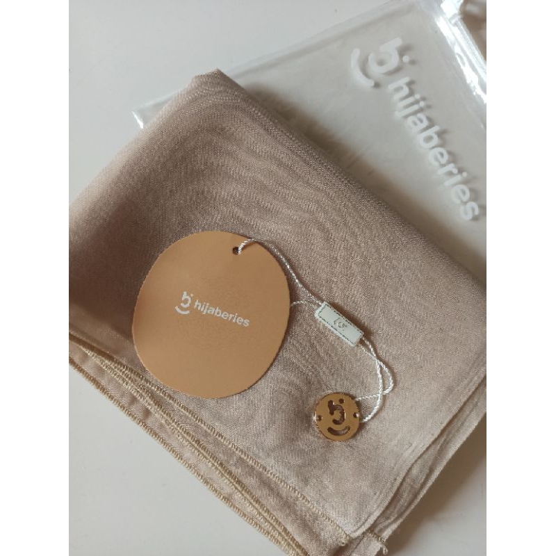 NEW Jilbab Segi Empat Hijaberis Paris Legend Ori warna Granola (Cream Olive)