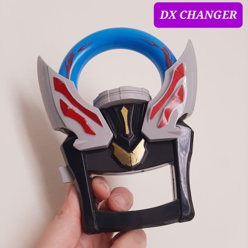senjata ultraman figure ultraman dx changer ultraman gelang proyektor ultraman