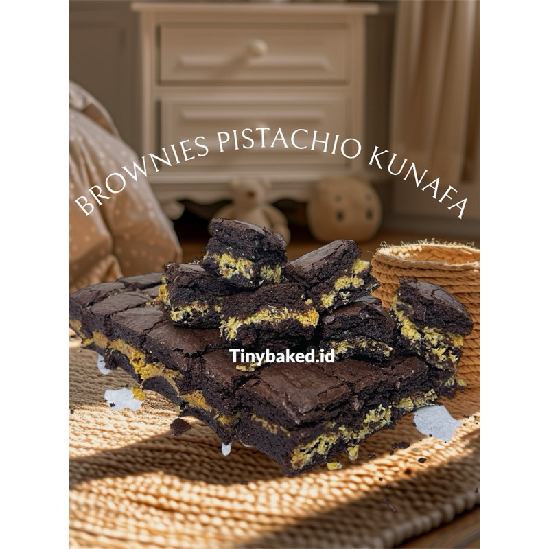 

BROWNIES PISTACHIO KUNAFA ORIGINAL - TINYBAKED.ID