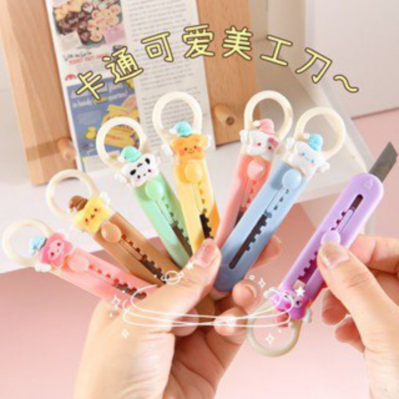 

ATK.JAYA COD Cutter + Pengait Motif Sanrio / Silet Karakter / Pisau Ukir Melody Kuromi Cinnamorol