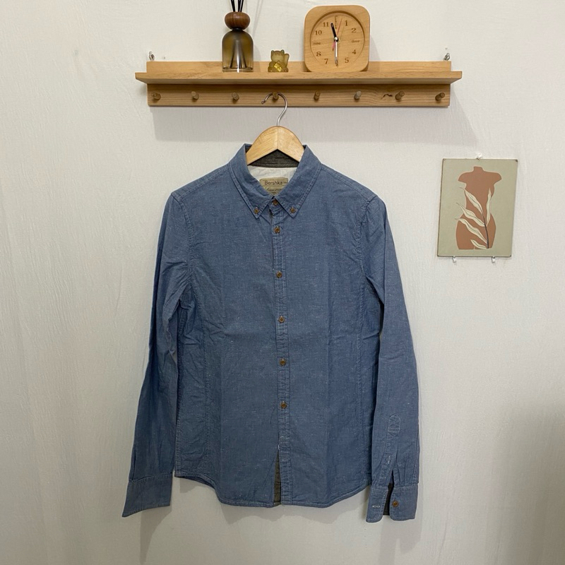 kemeja panjang pria BERSHKA original kondisi sangat bagus size S