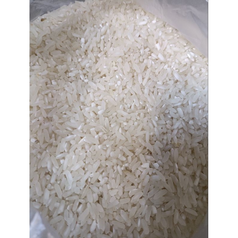 

Beras Kiloan/ Beras Pulen/ Beras timbangan/ Beras Selep Sendiri Untuk Konsumsi/ Rice