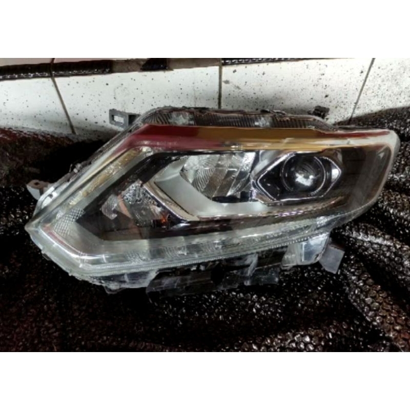 lampu depan,head lamp nissan xtrail 2015_2018 original