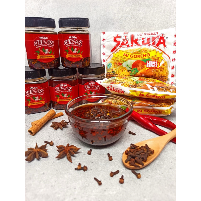 

Chili Oil Mega 150ml X Mie Sakura