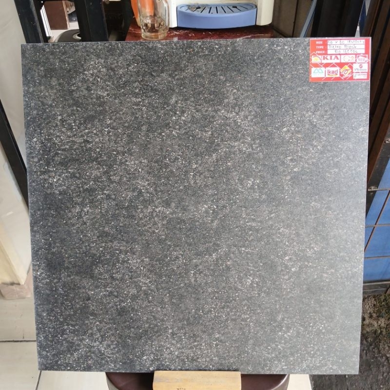 GRANITE LANTAI 60X60 DIETRO BLACK / MATT / INFINITY