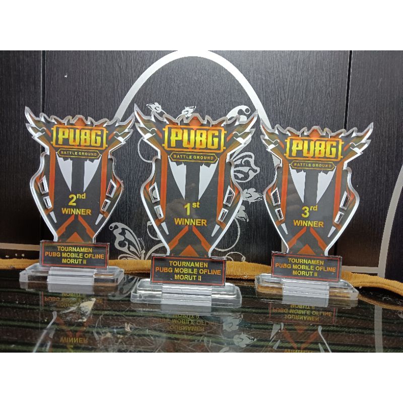 Satu set piala pubg costem akrilik 8mm Piala Mobile legend tropy Free fire costem