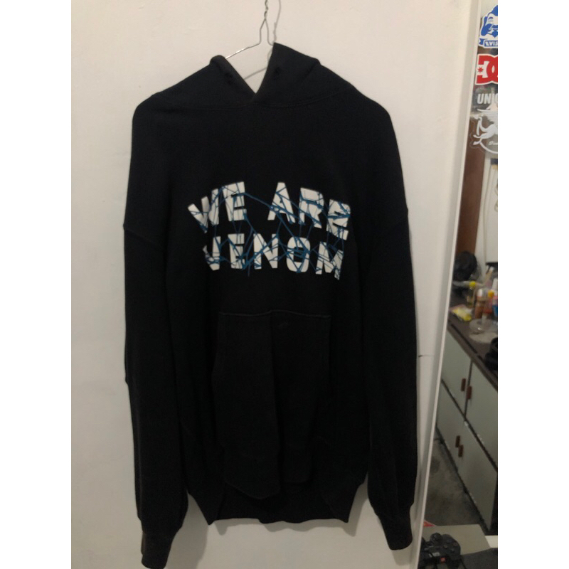 hoodie uniqlo marvel