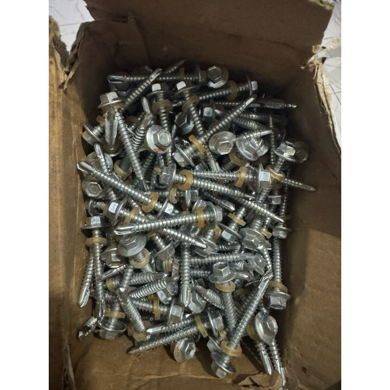 sekrup baja ringan 5,5x45+karet galvanis